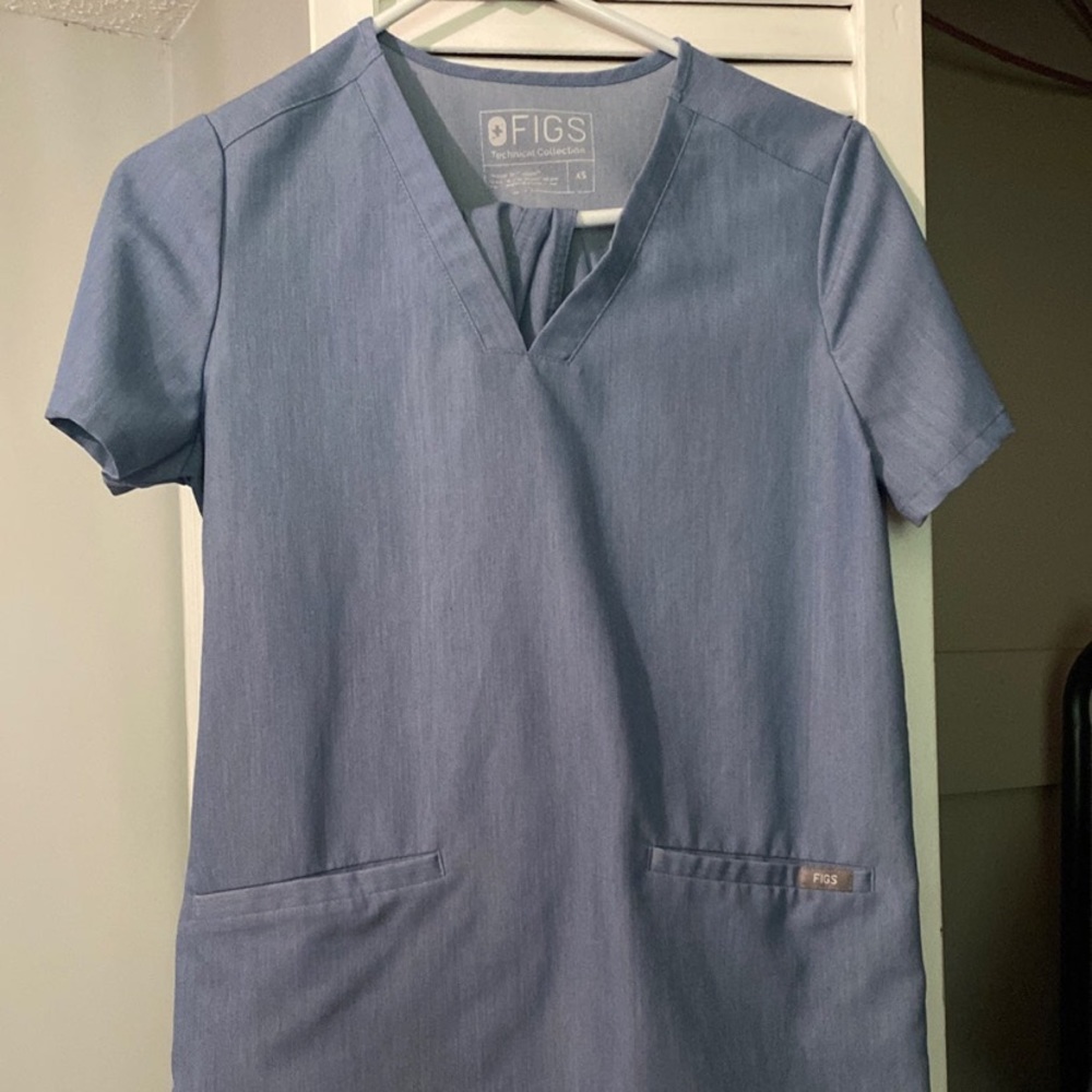 Figs heather indigo top